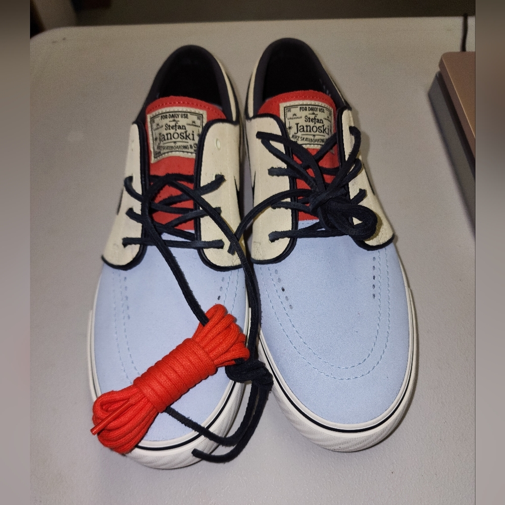 Nike SB Janoski Sample Sneakers size 9